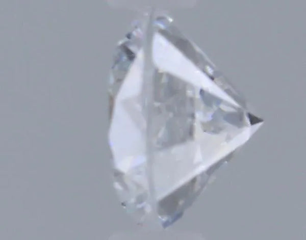 0.24ct Round Lab Grown Diamond (Colour E, Clarity VS2, Cut VG, IGI Certified)