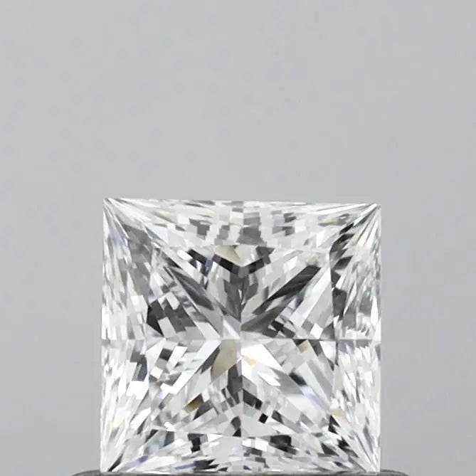 0.53 Carats PRINCESS Diamond 61ECAFC0D