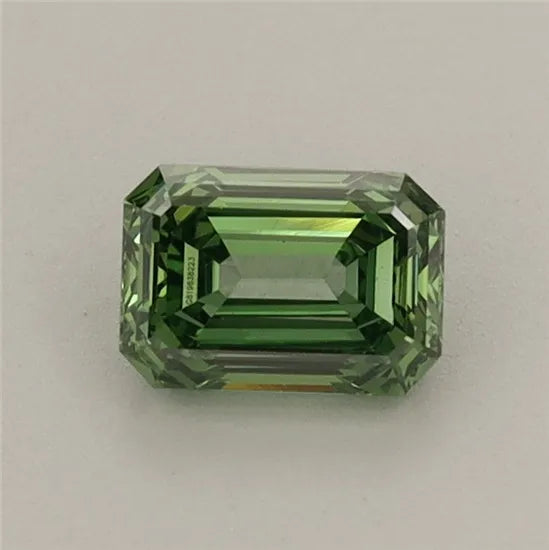 0.60ct Emerald Lab Grown Diamond (Colour Fancy Vivid Green, Clarity VVS2, IGI Certified)