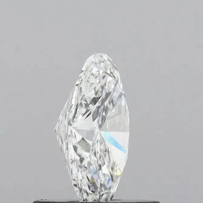 0.77 Carats OVAL Diamond EE3CE6A51