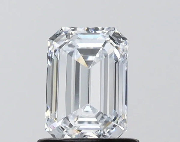 1.01ct Emerald Lab Grown Diamond (Colour F, Clarity VVS2, IGI Certified)
