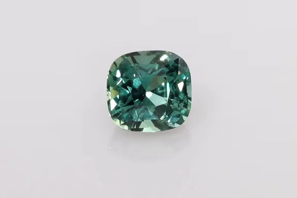 1.53ct Cushion lab-grown diamond Teal Eye Clean, 6.4x6.1x4.59mm