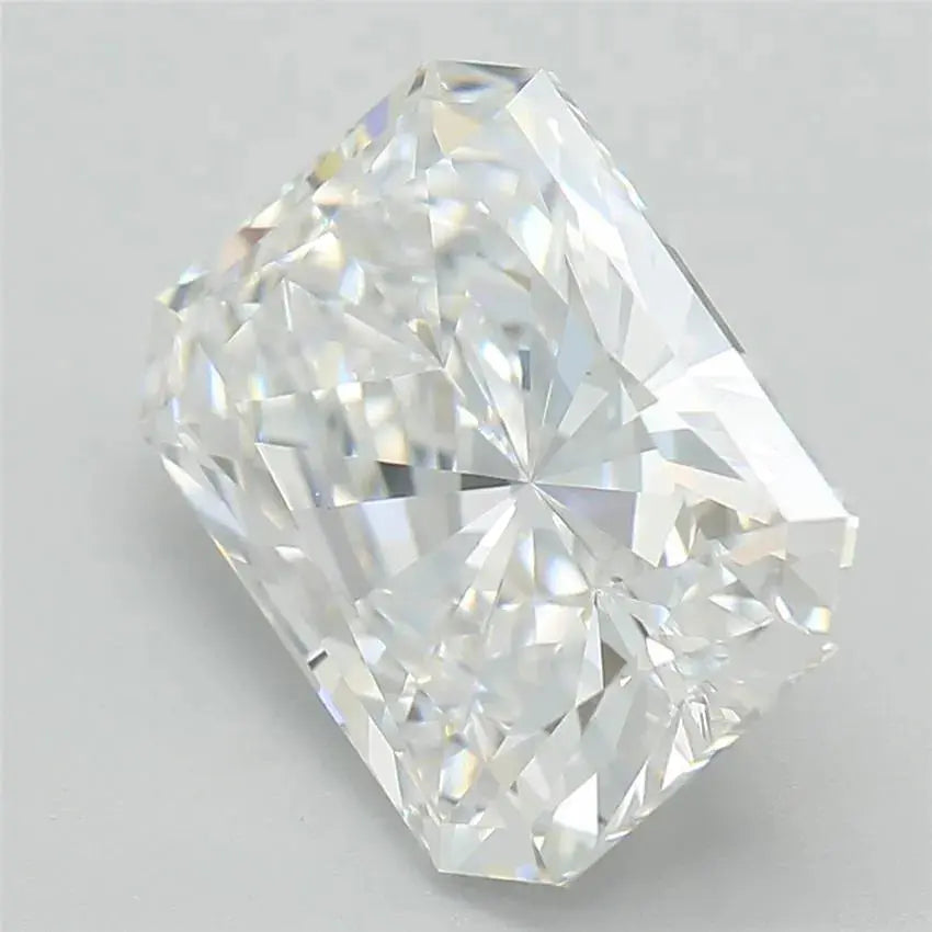 2.07 Carats RADIANT Diamond EE5AEDC33